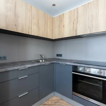 Apartament On 97 Pritytskogo Str
